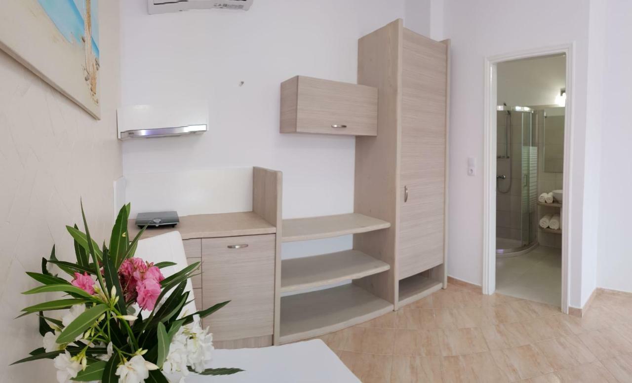 Posidonio Hotel Klima  Экстерьер фото